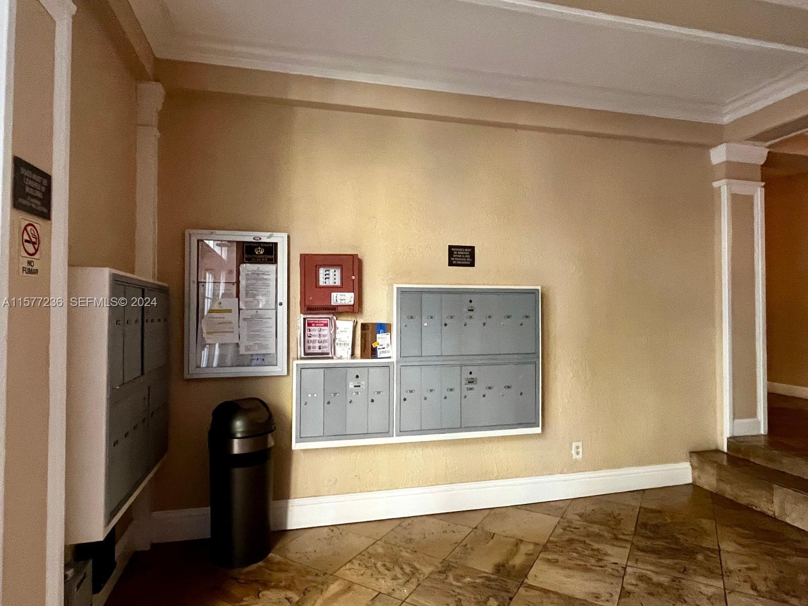 EVERGLADES EAST CONDO - Residential