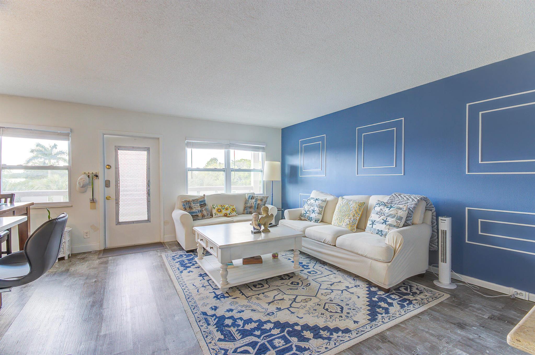 363 Wellington J