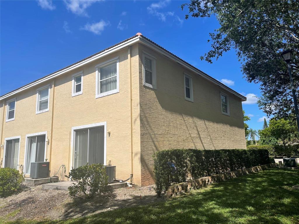 BRUCE PLAT - Residential Lease