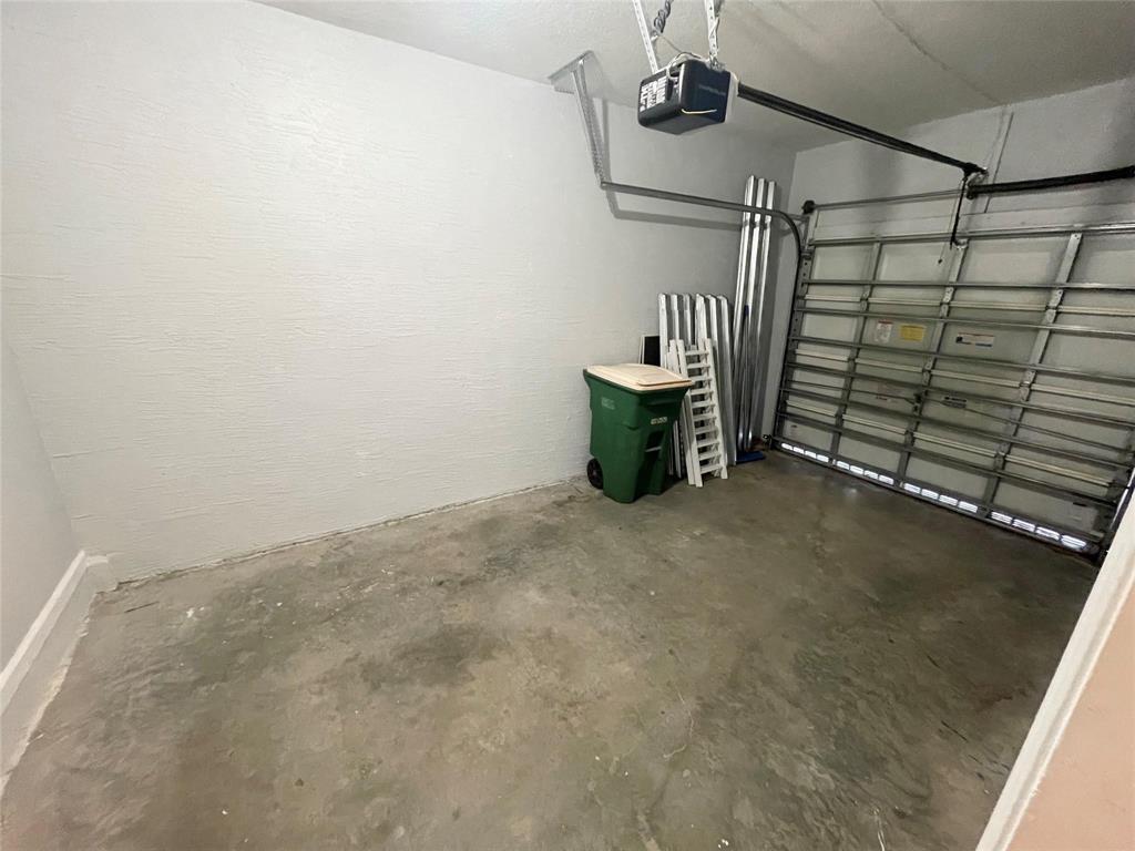 BRUCE PLAT - Residential Lease