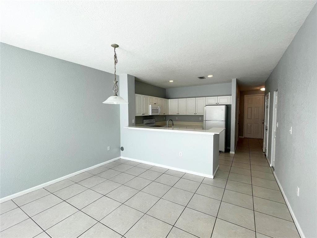 BRUCE PLAT - Residential Lease