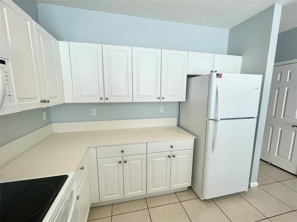 BRUCE PLAT - Residential Lease