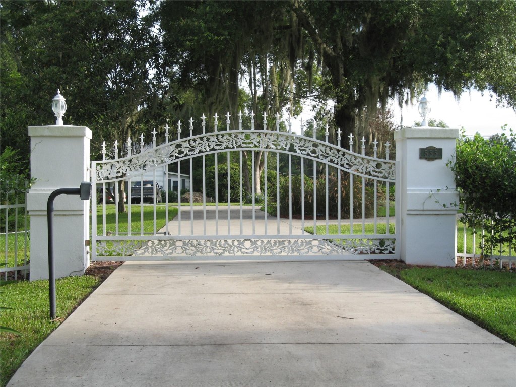 Magnolia Manor - Residential