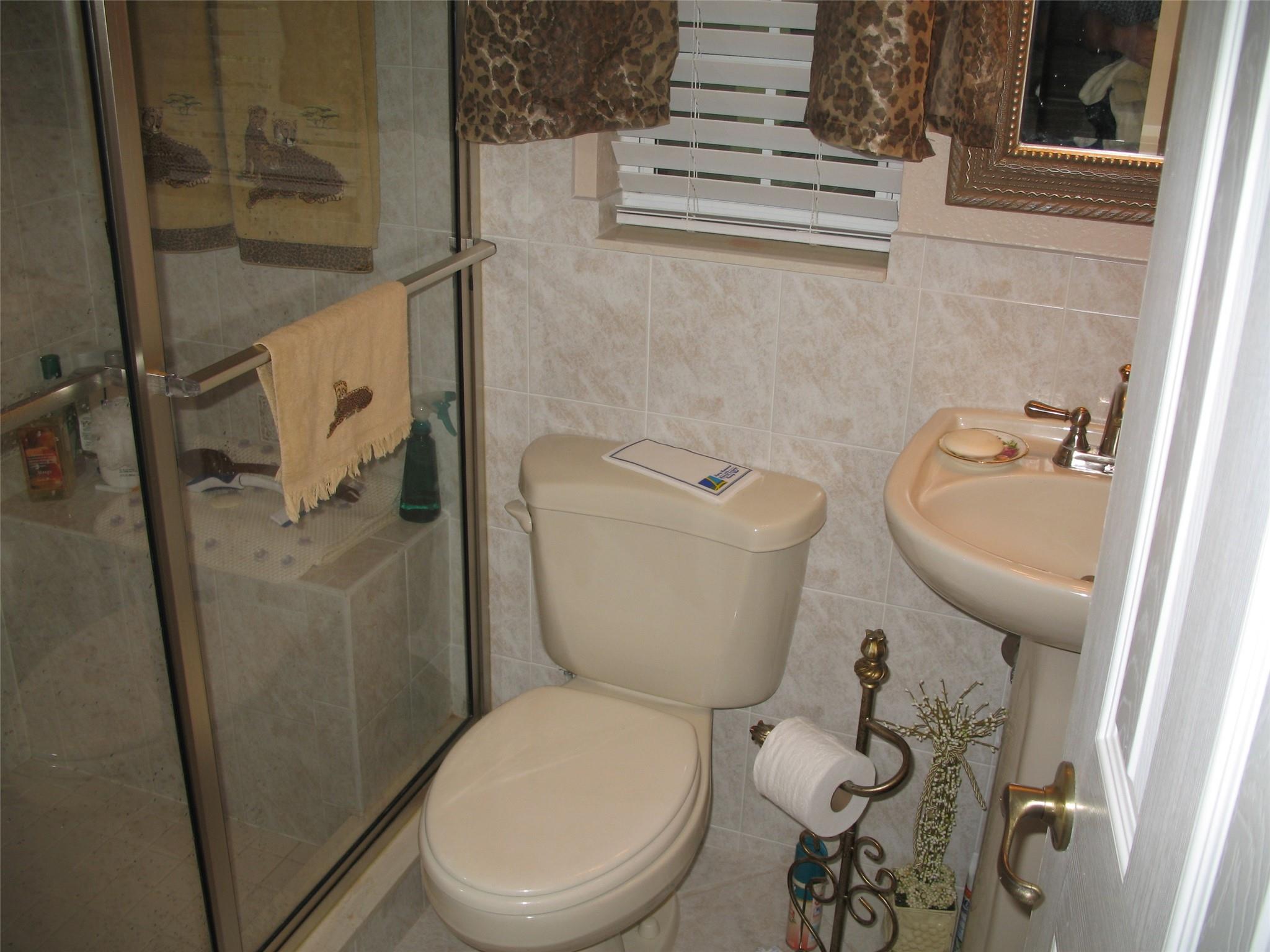 Magnolia Manor - Residential