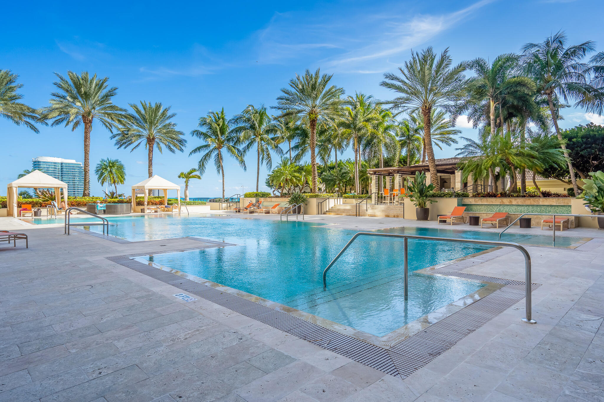 CITYPLACE SOUTH TOWER CONDO - Residential