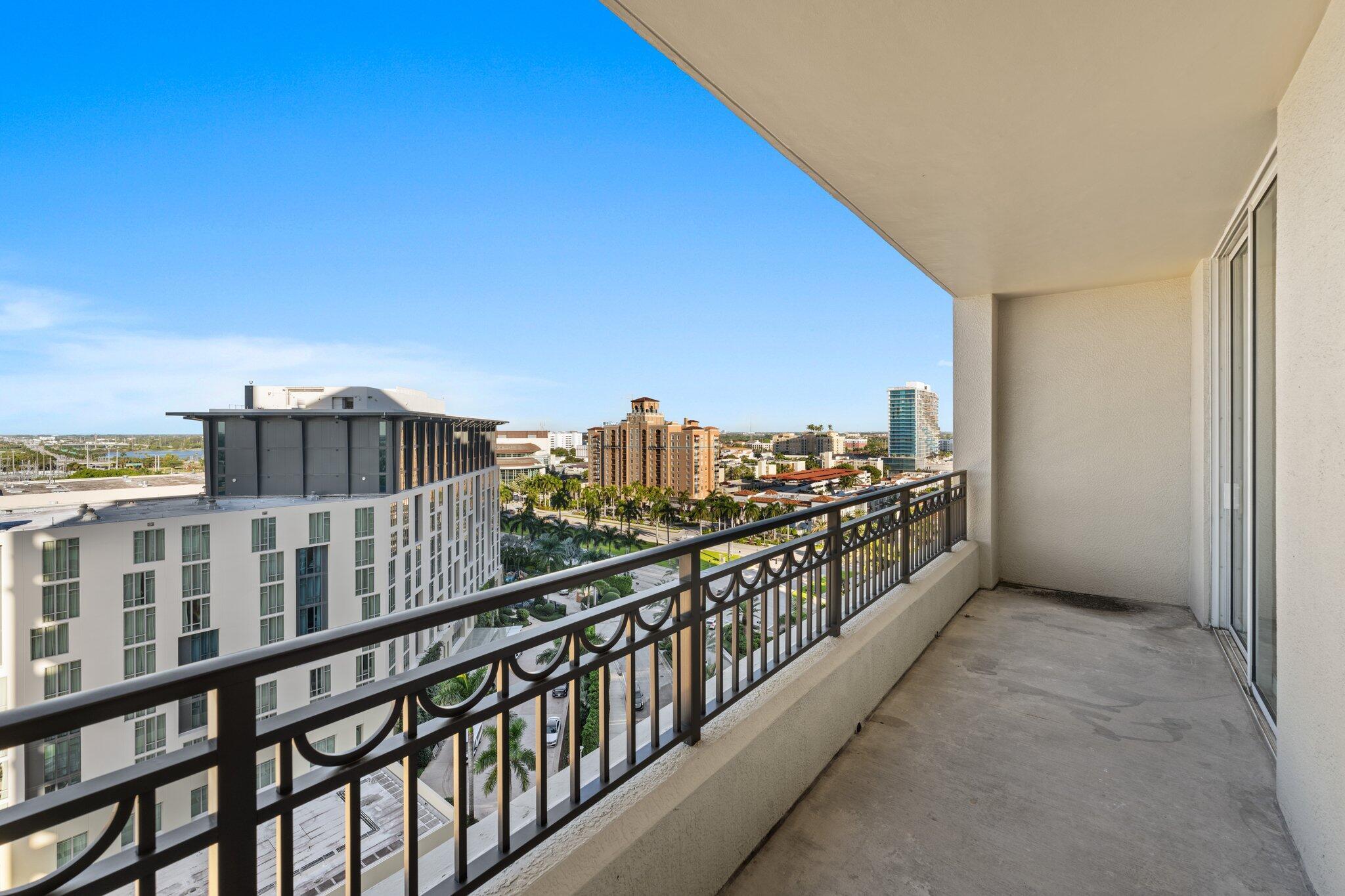 CITYPLACE SOUTH TOWER CONDO - Residential
