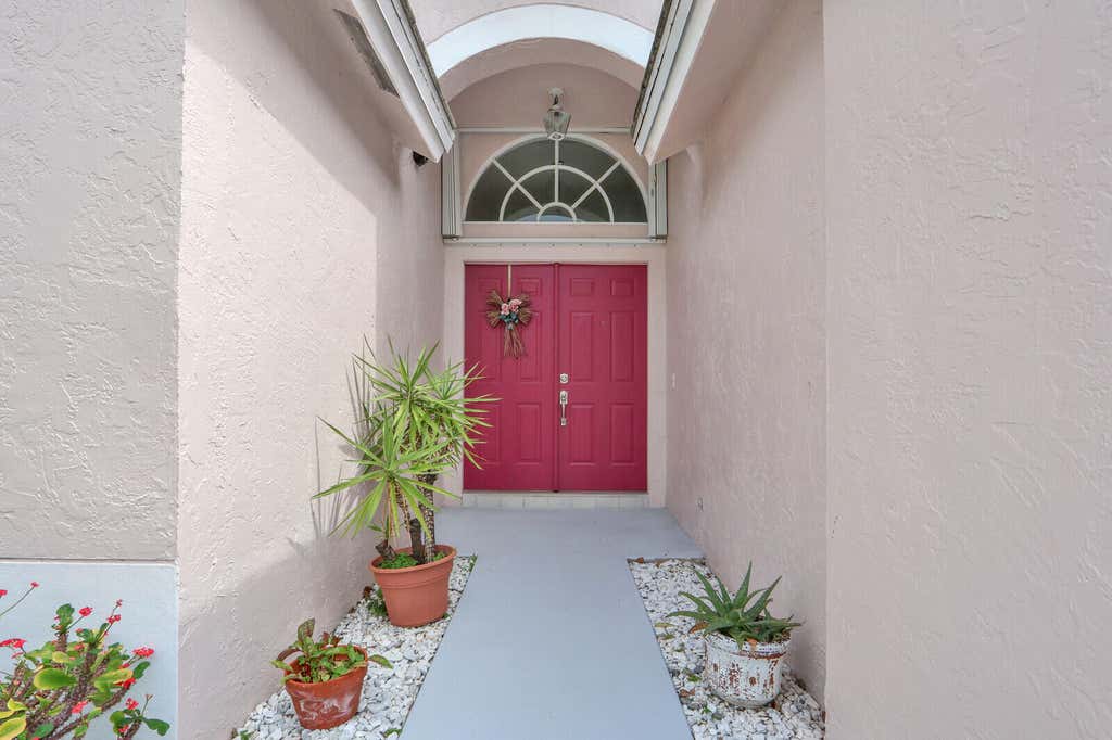 Photo of 4243 Tazewell Court, West Palm Beach, FL 33409 (MLS # B26030548)