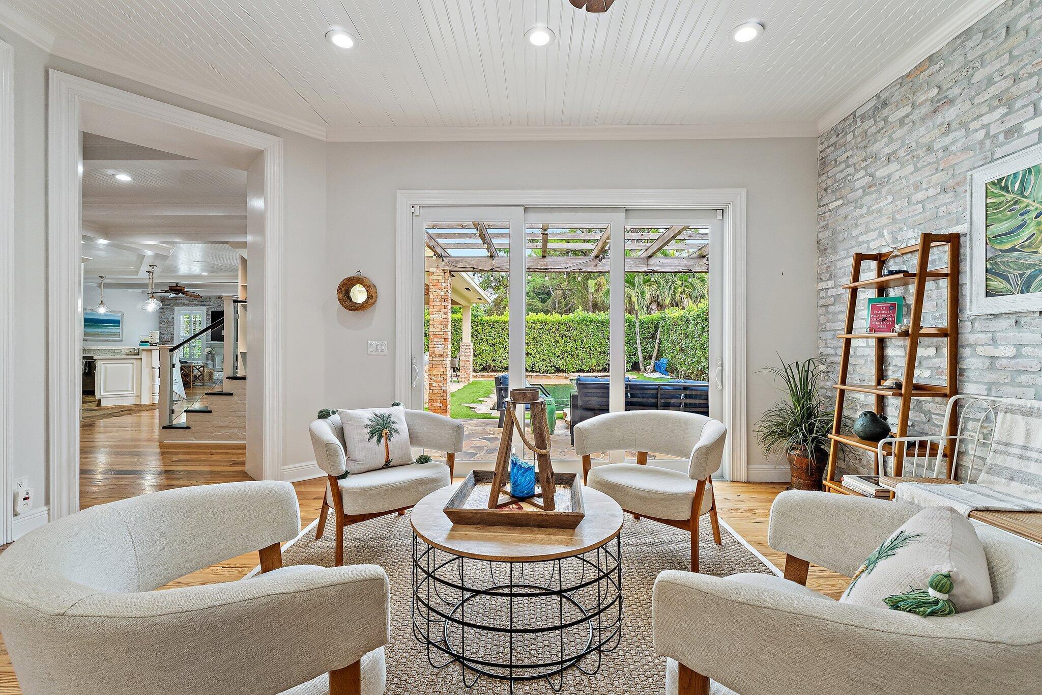 PASEOS - Residential