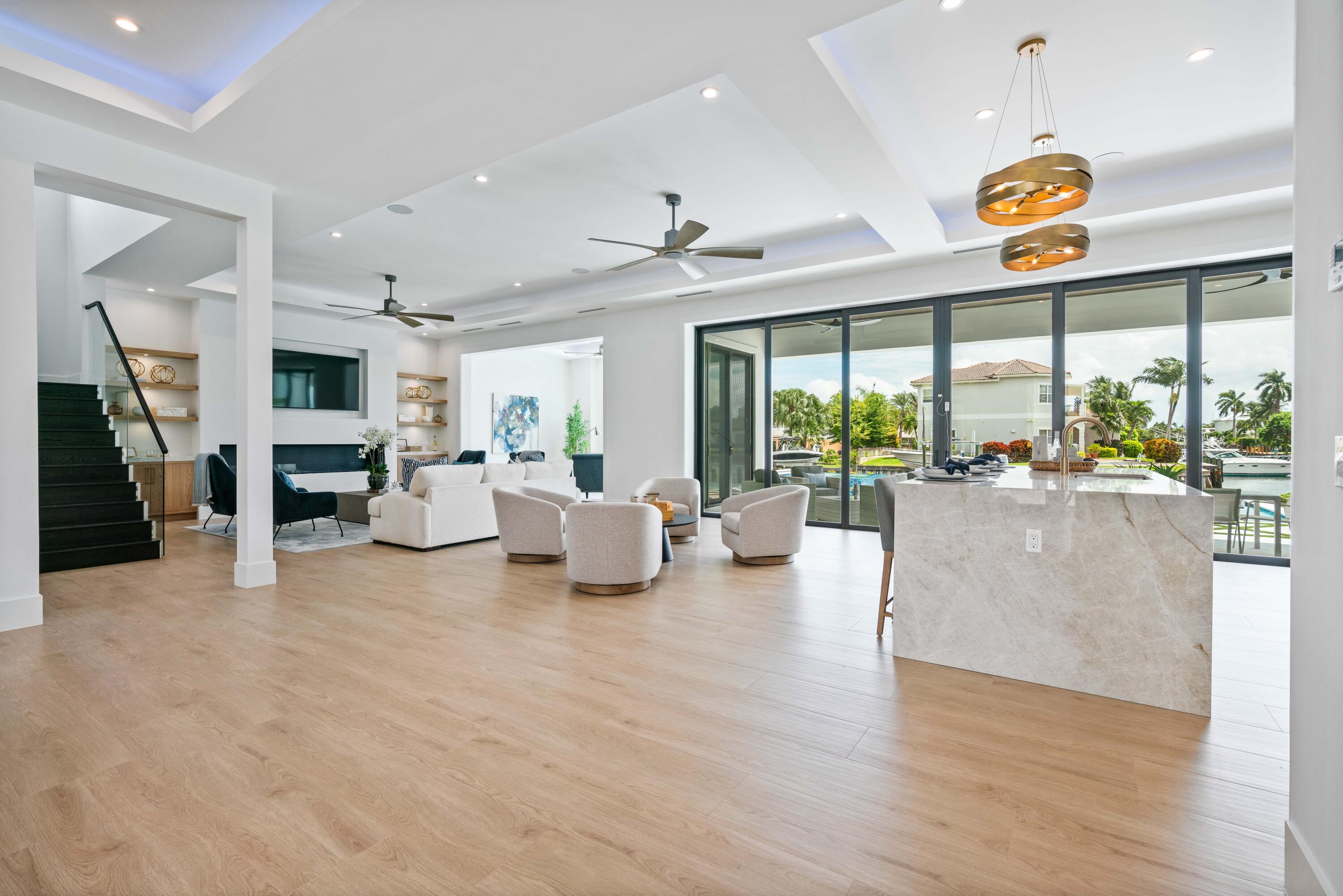 PIRATES COVE - Residential