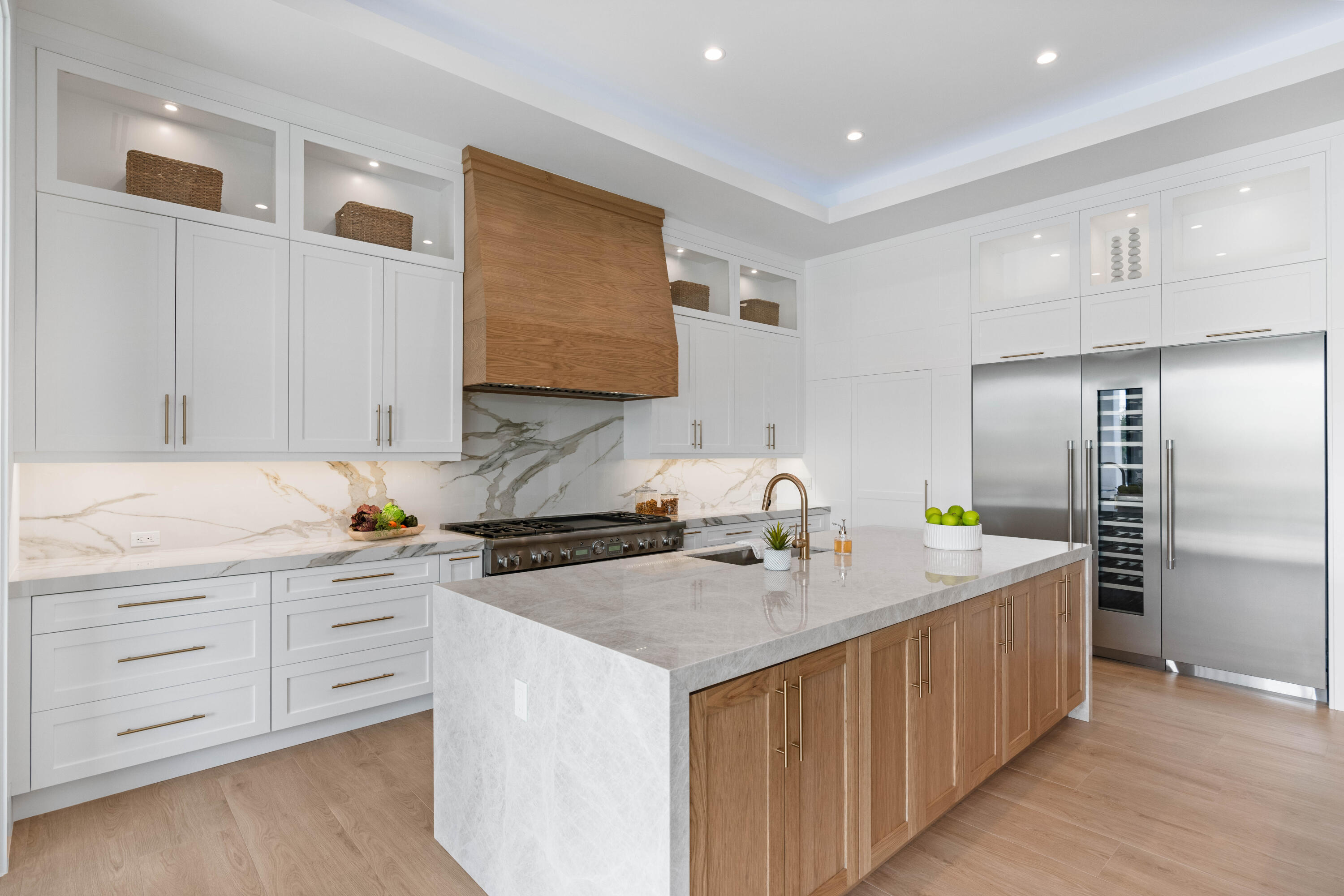 PIRATES COVE - Residential