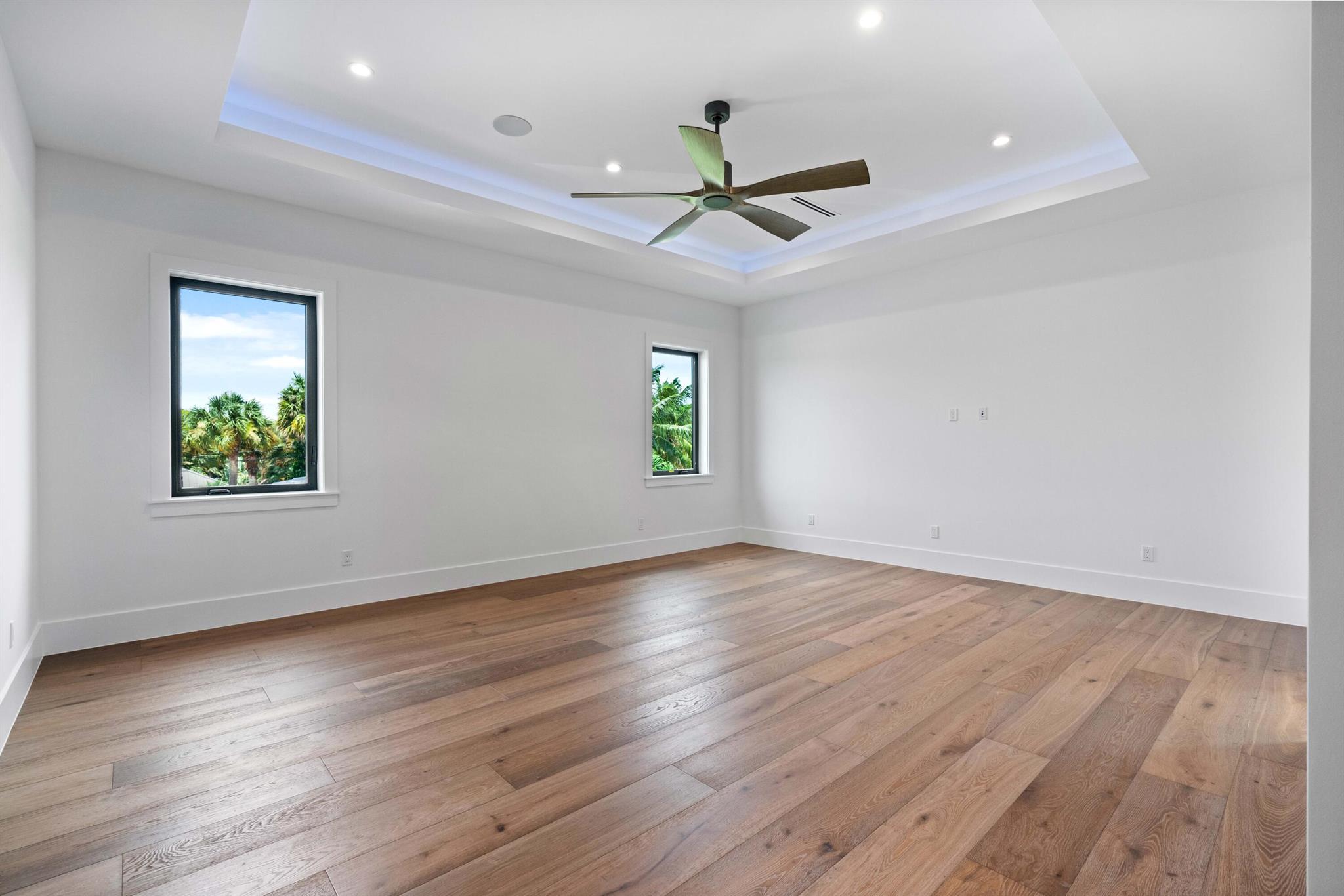 PIRATES COVE - Residential