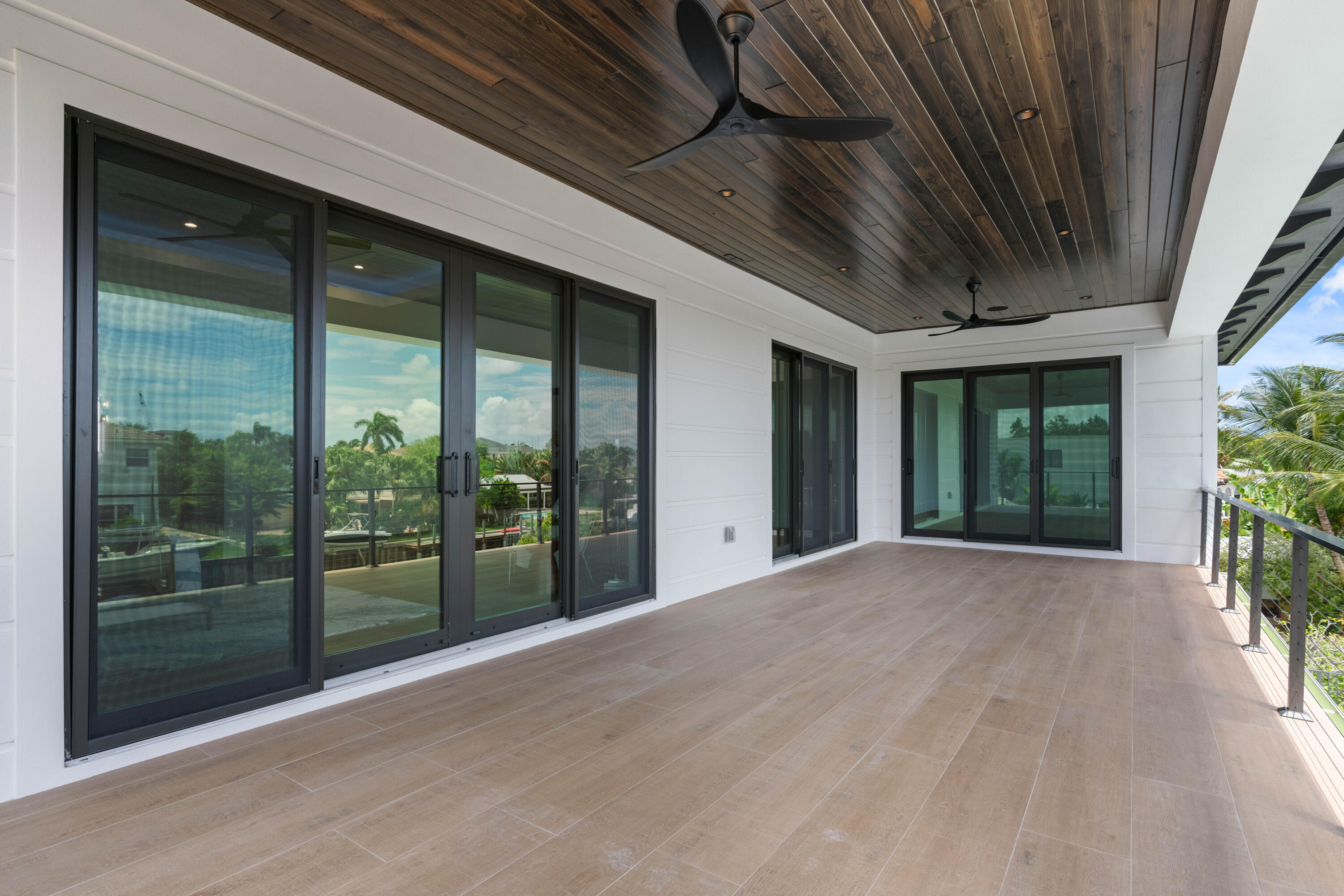 PIRATES COVE - Residential