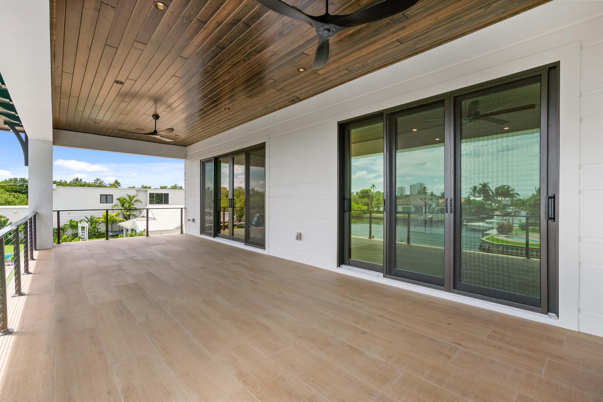 PIRATES COVE - Residential