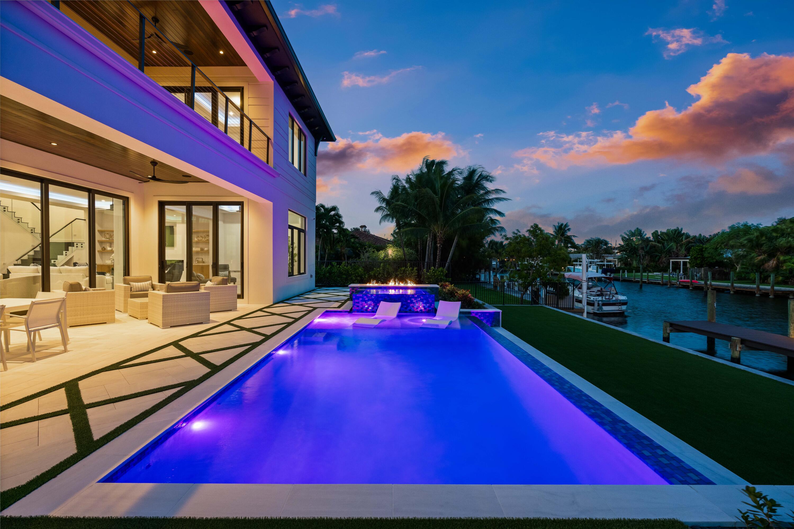 PIRATES COVE - Residential