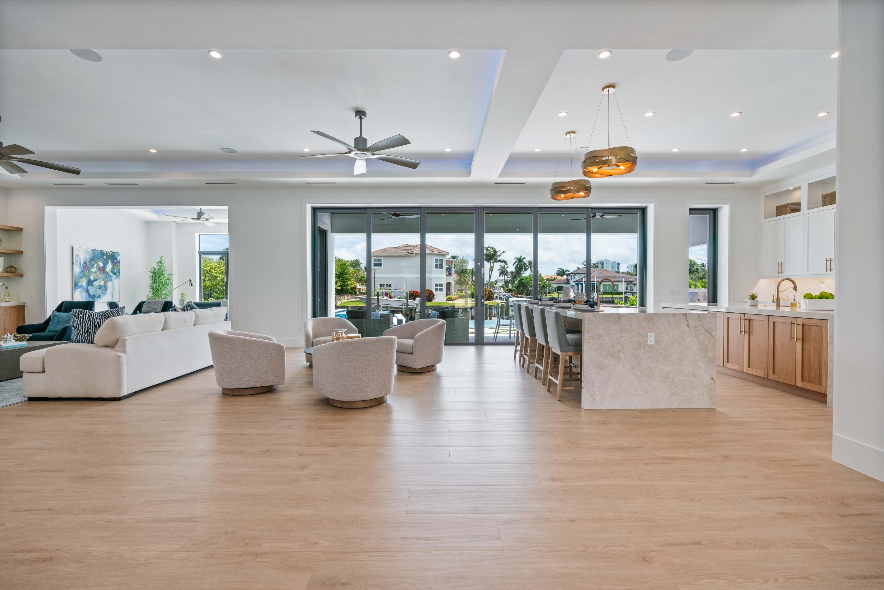 PIRATES COVE - Residential