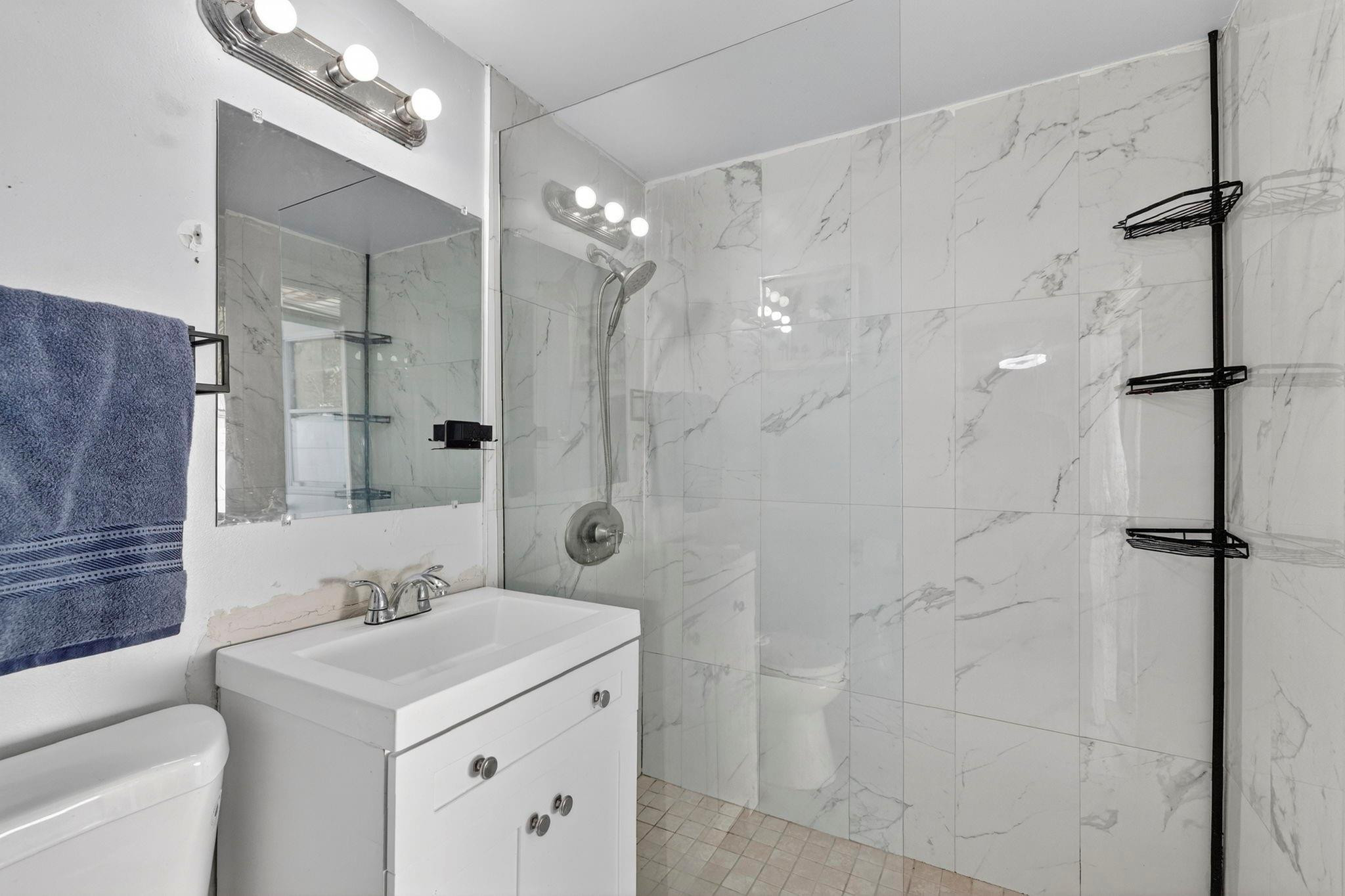 RIVERSIDE PARK ADD AMEN P - Residential Income