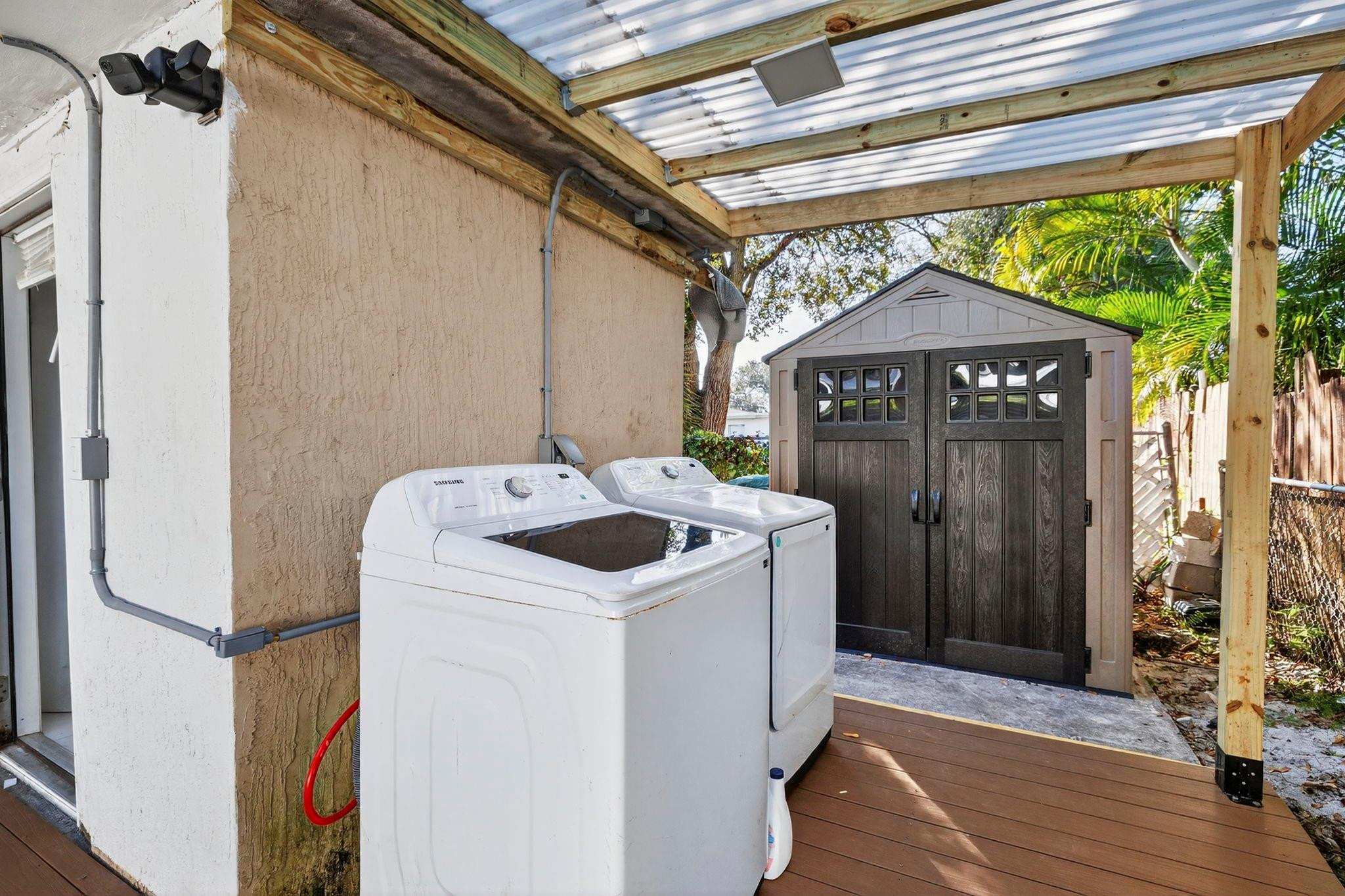 RIVERSIDE PARK ADD AMEN P - Residential Income