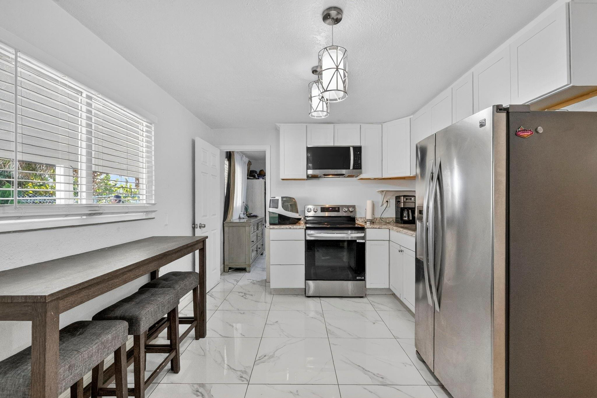 RIVERSIDE PARK ADD AMEN P - Residential Income