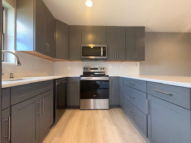 7674 Courtyard Run Run W