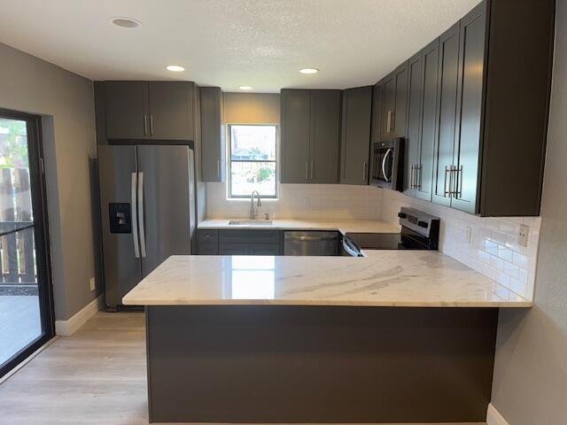 7674 Courtyard Run Run W