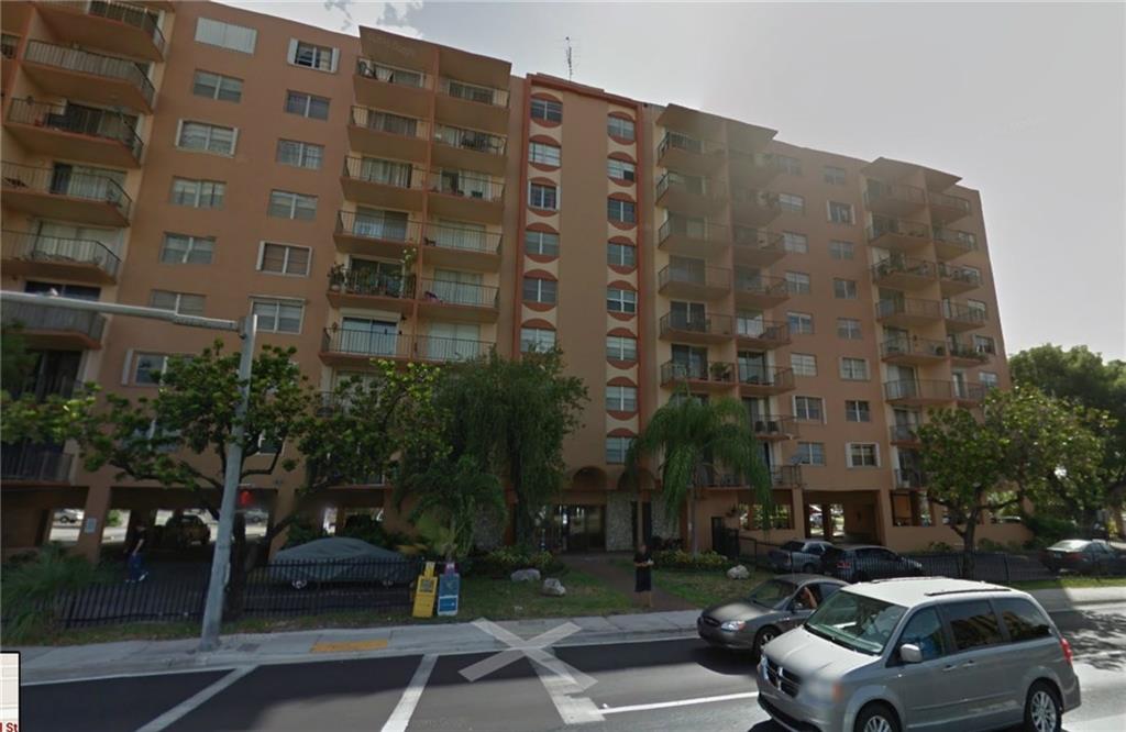 GREENWICH PH I CONDO - Residential Lease