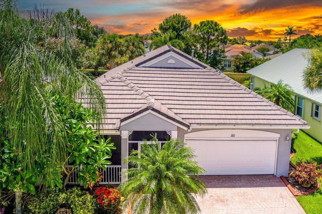 Photo of 181 NW Willow Grove Avenue, Port Saint Lucie, FL 34986 (MLS # R11000986)