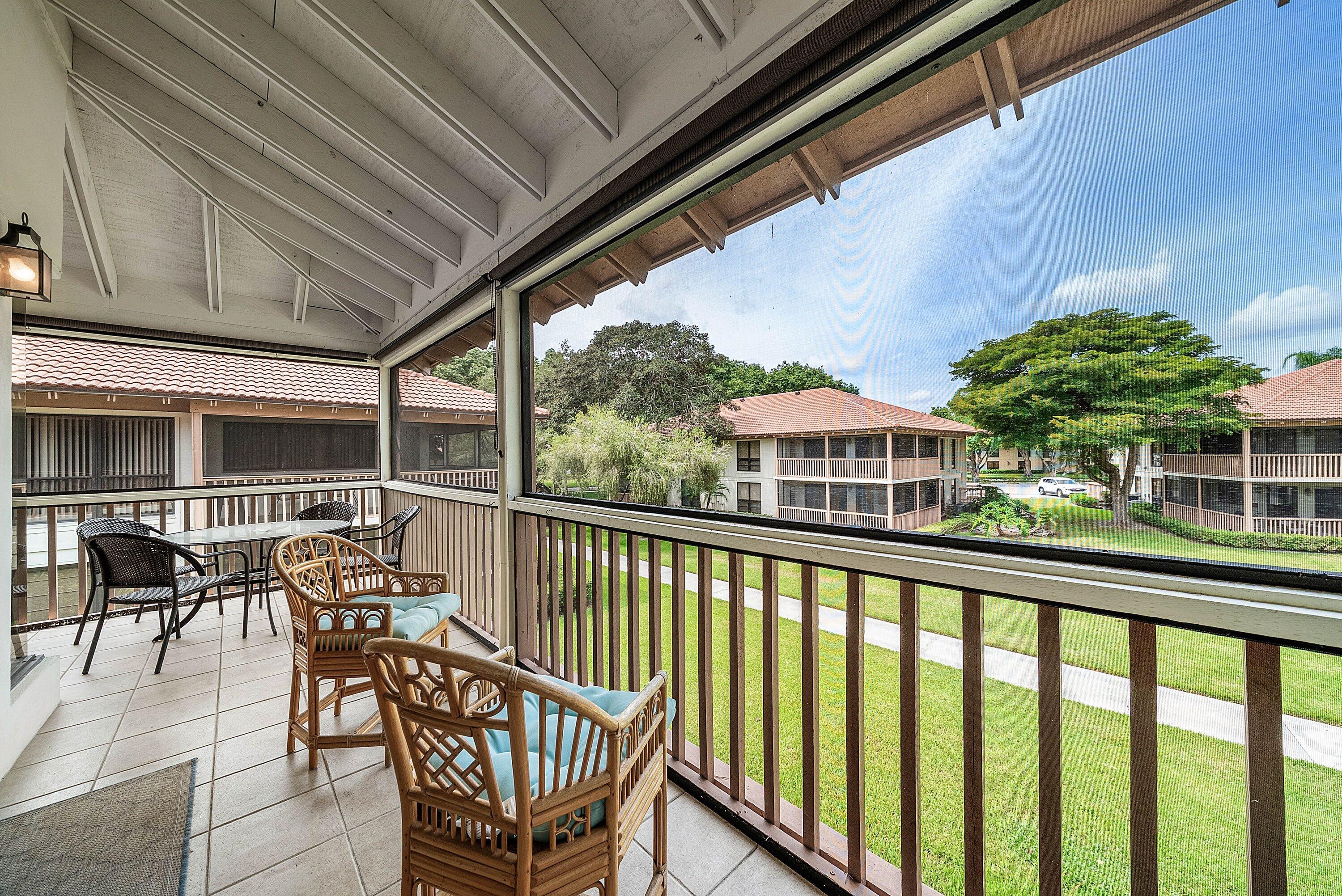 523 BRACKENWOOD Place