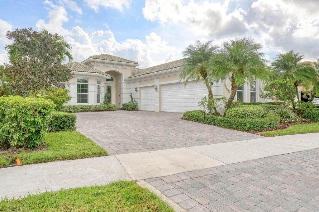 Photo of 176 Carina Drive, Jupiter, FL 33478 (MLS # R11124312)