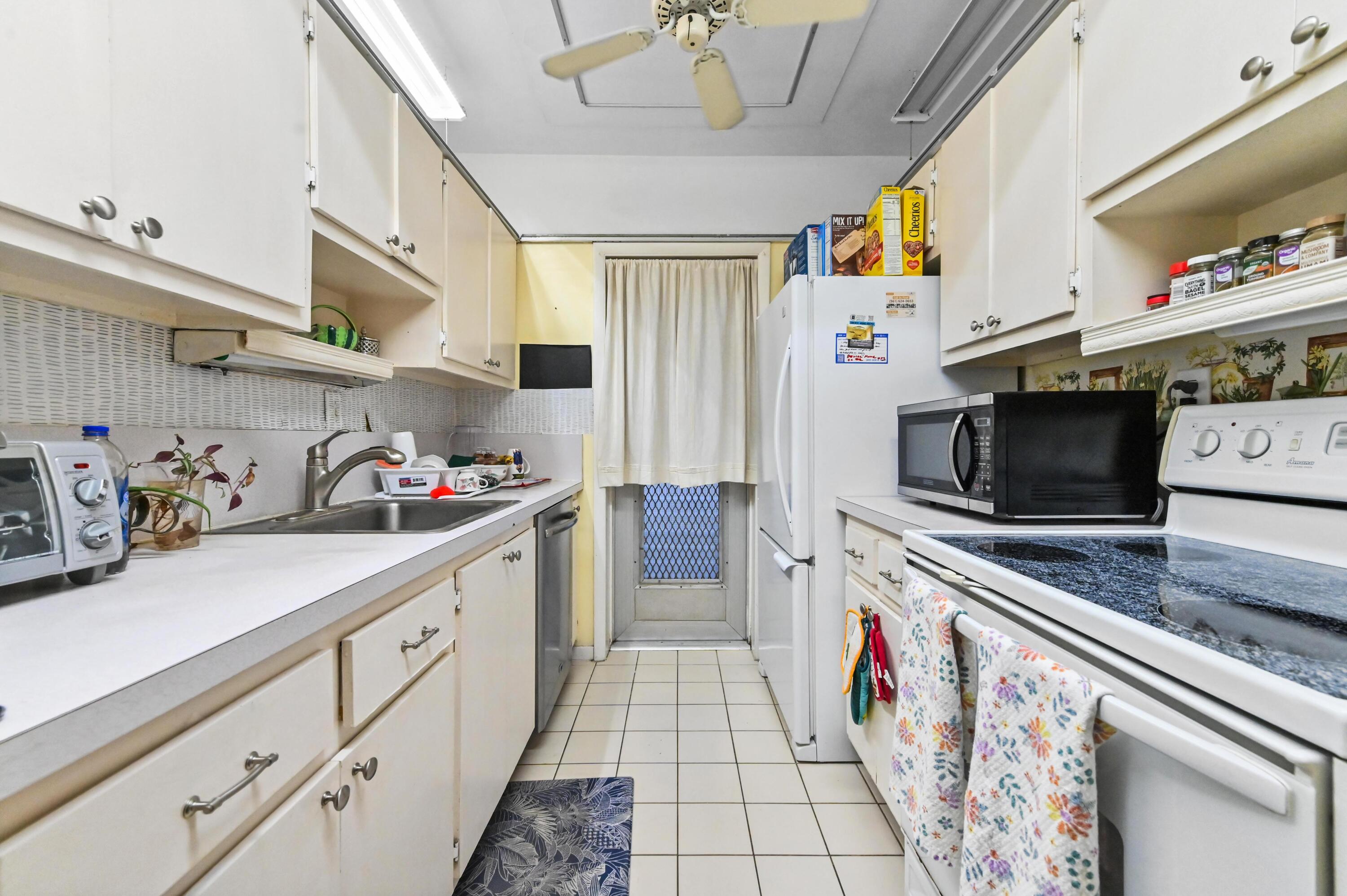 LEISUREVILLE LAKE CONDO - Residential