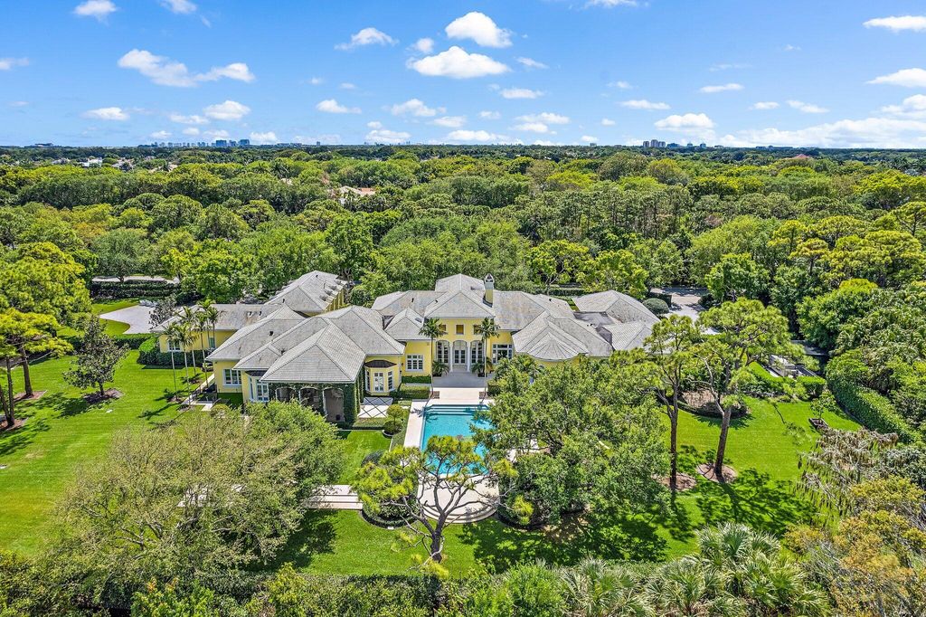 Photo of 124 Bears Club Drive, Jupiter, FL 33477 (MLS # R10877453)