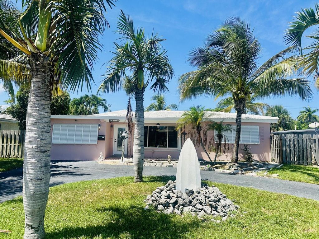 Photo of 467 NE 31st Street, Boca Raton, FL 33431 (MLS # R11115283)