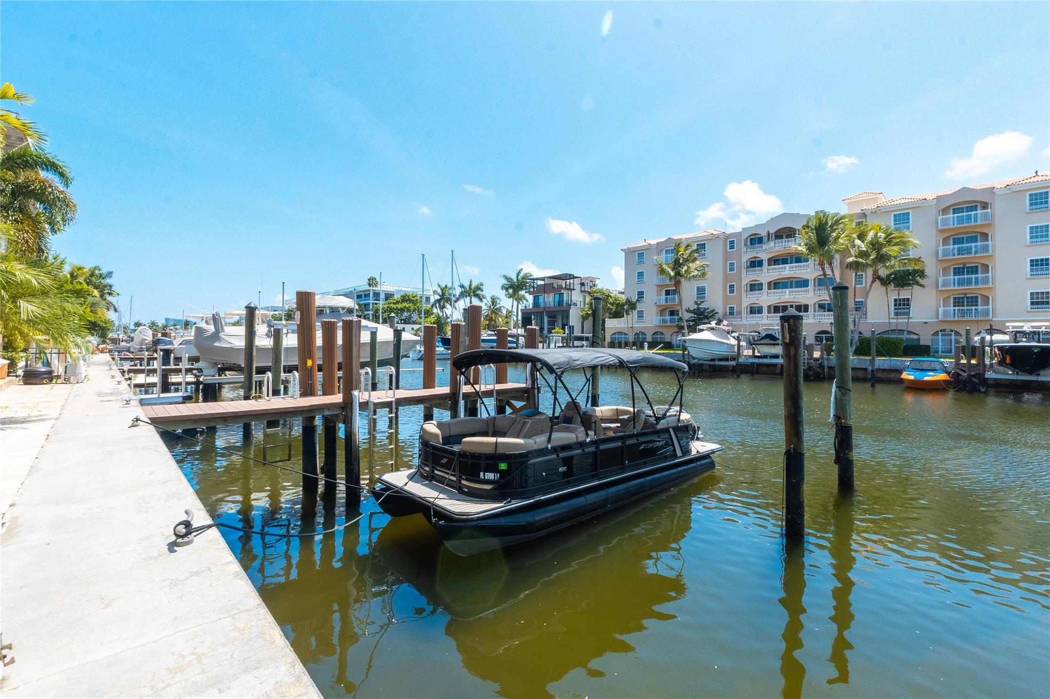 101 Isle Of Venice Dr 101