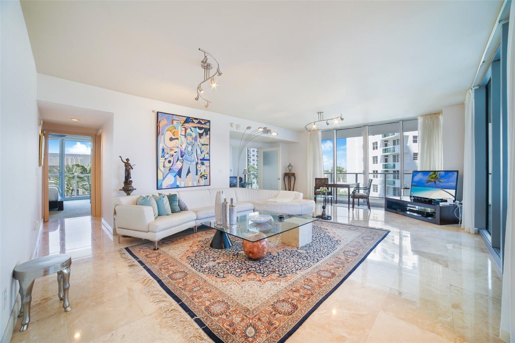 Photo of 3101 S OCEAN Drive #401, Hollywood, FL 33019 (MLS # B26082100)