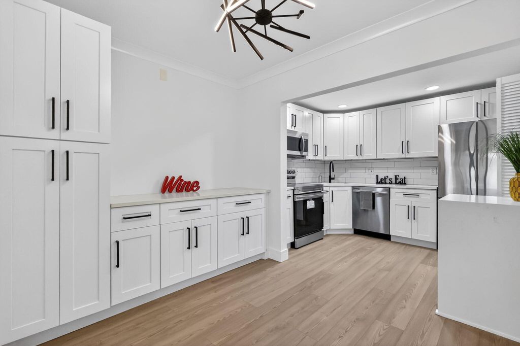 Photo of 211 Pine Hov Circle #D-1, Greenacres, FL 33463 (MLS # R11164063)