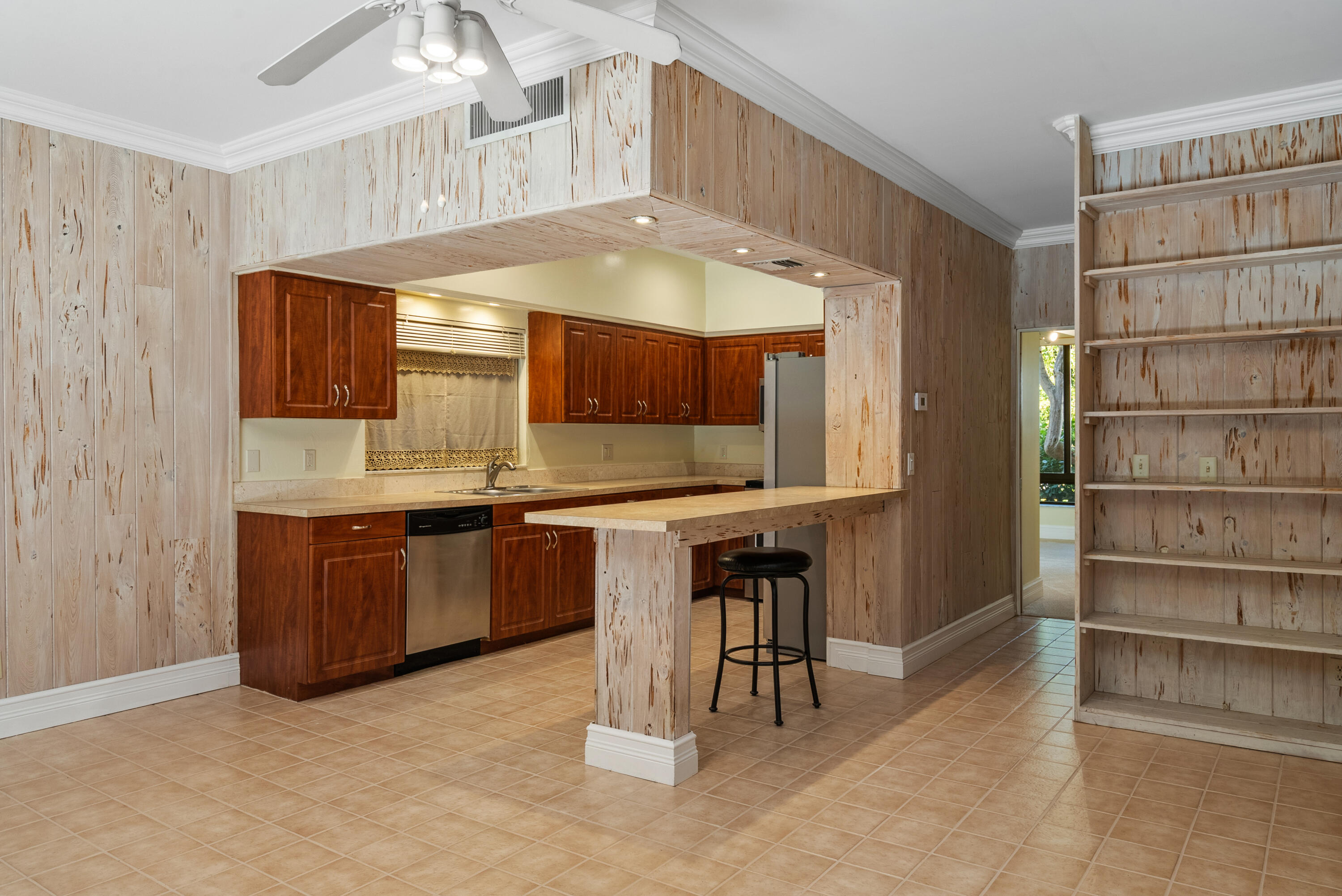 TALBOT HOUSE III CONDO - Residential Lease