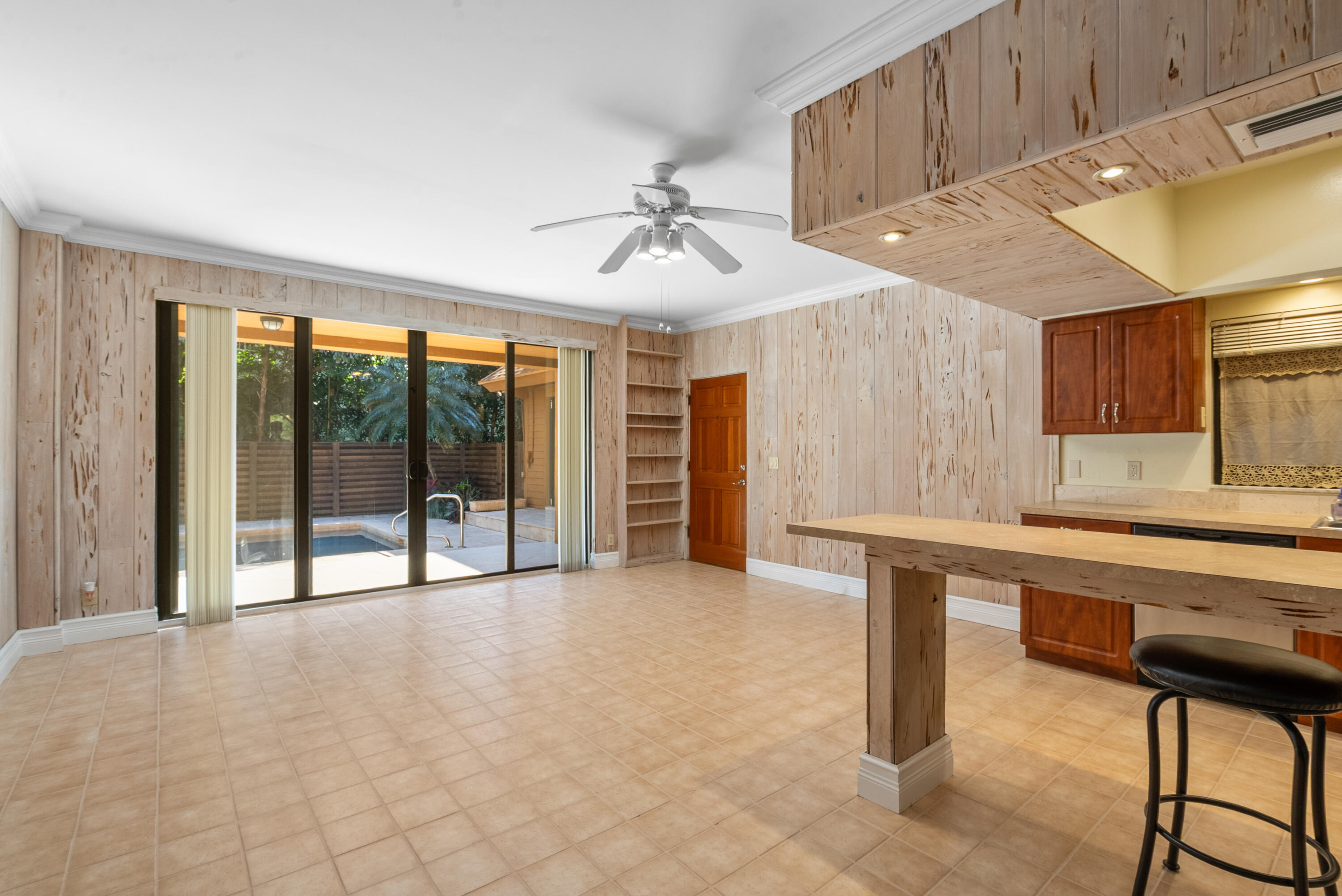 TALBOT HOUSE III CONDO - Residential Lease