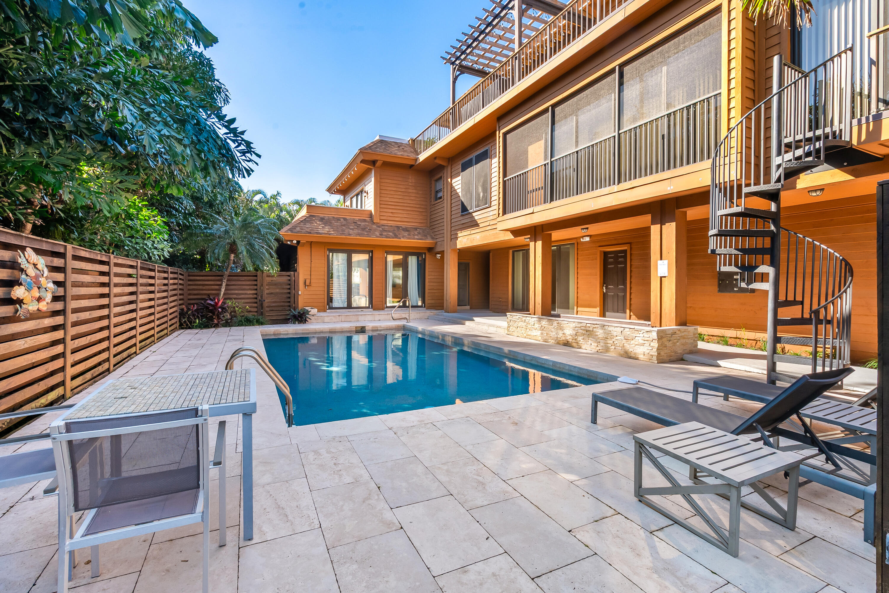 TALBOT HOUSE III CONDO - Residential Lease