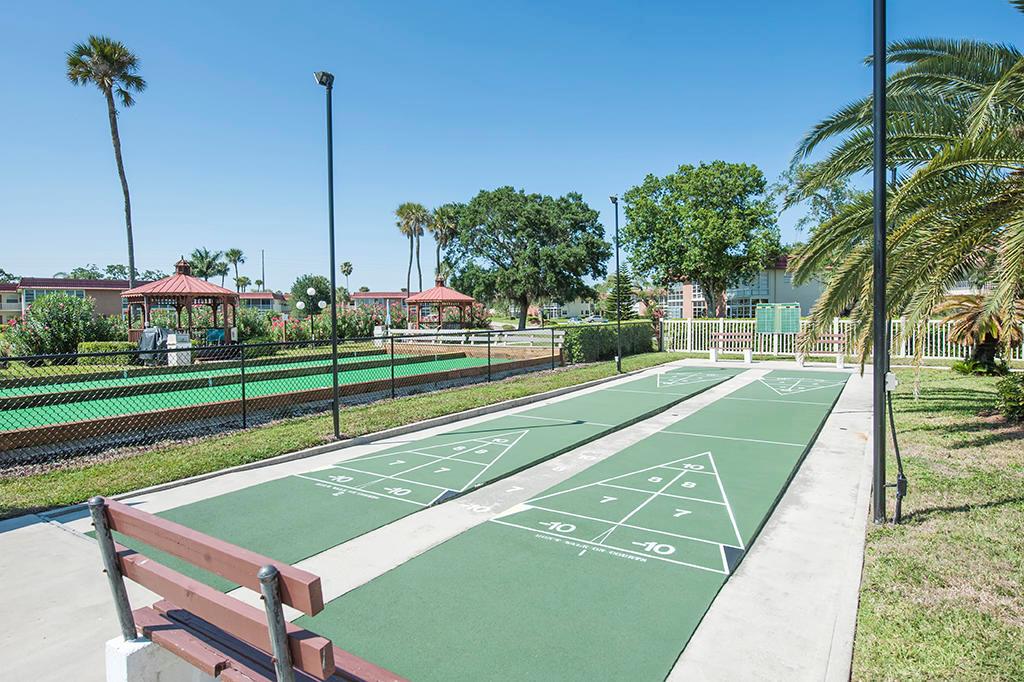 VISTA ROYALE PHASE IV BLDGS 83-111 - Residential