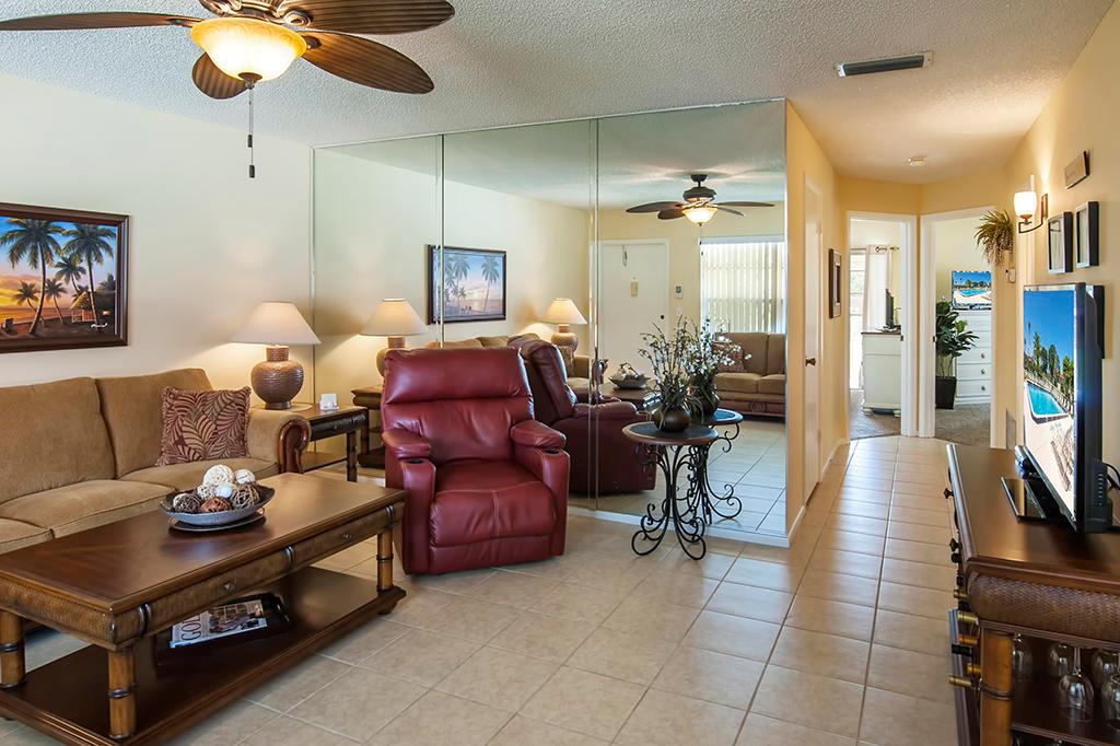 VISTA ROYALE PHASE IV BLDGS 83-111 - Residential