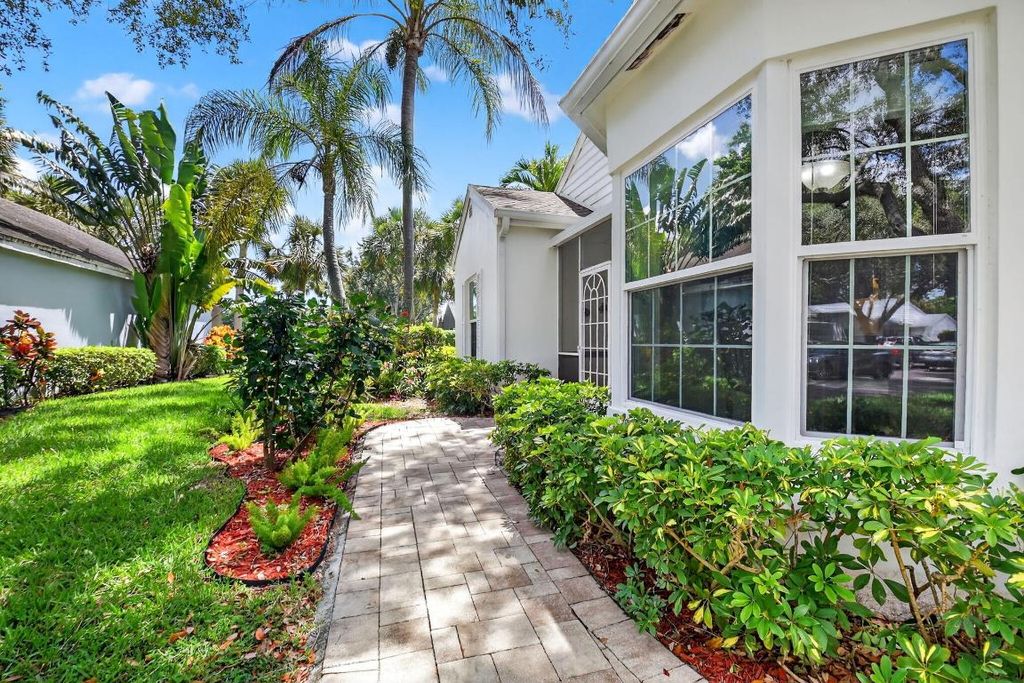 Photo of 7632 Forest Green Lane, Boynton Beach, FL 33436 (MLS # R11117347)