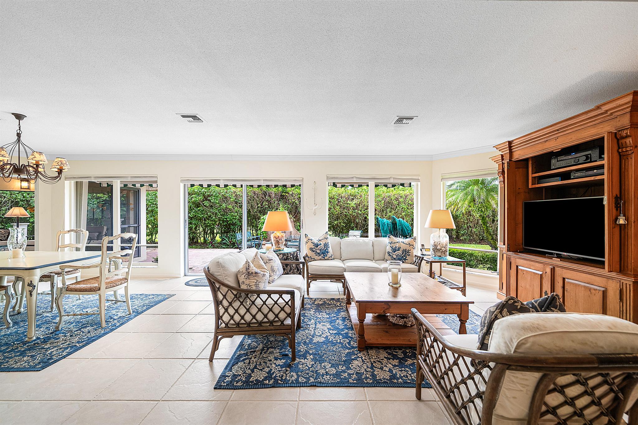 FORESTVIEW VILLAS AT ATLA - Residential