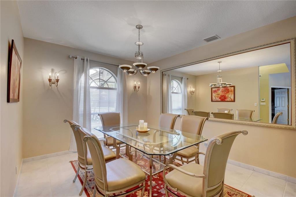 Boulevard Forest 113-39 B - Residential