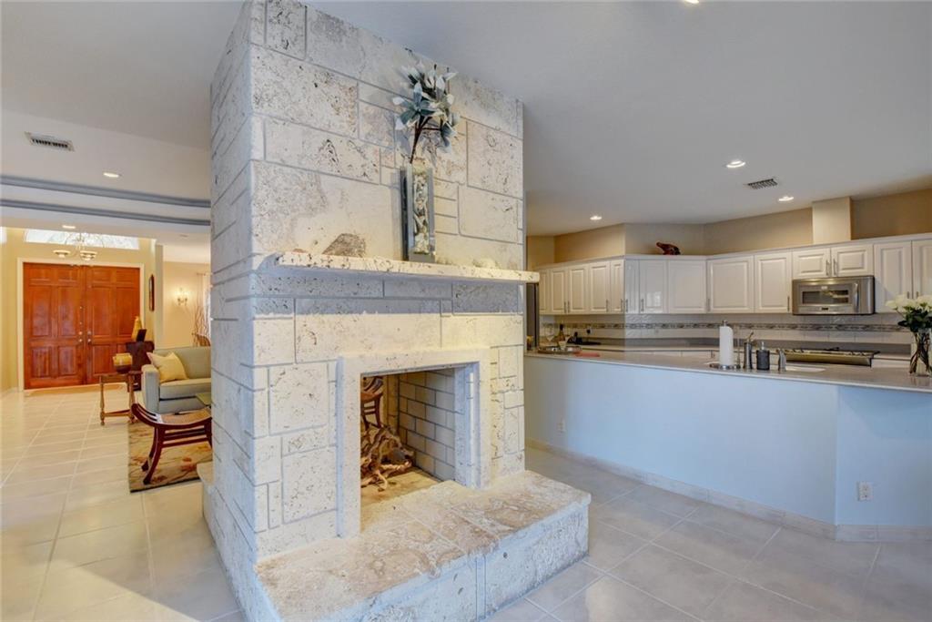 Boulevard Forest 113-39 B - Residential