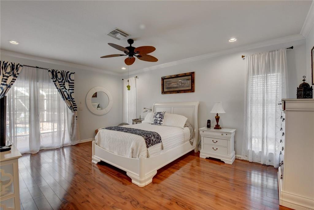 Boulevard Forest 113-39 B - Residential