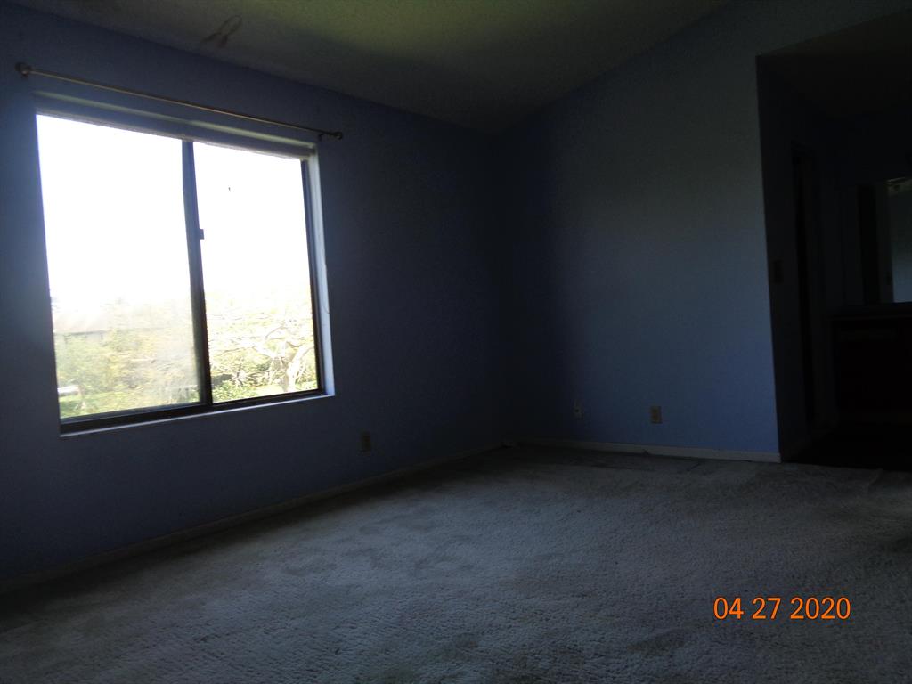 SPRINGTREE LAKES - Residential