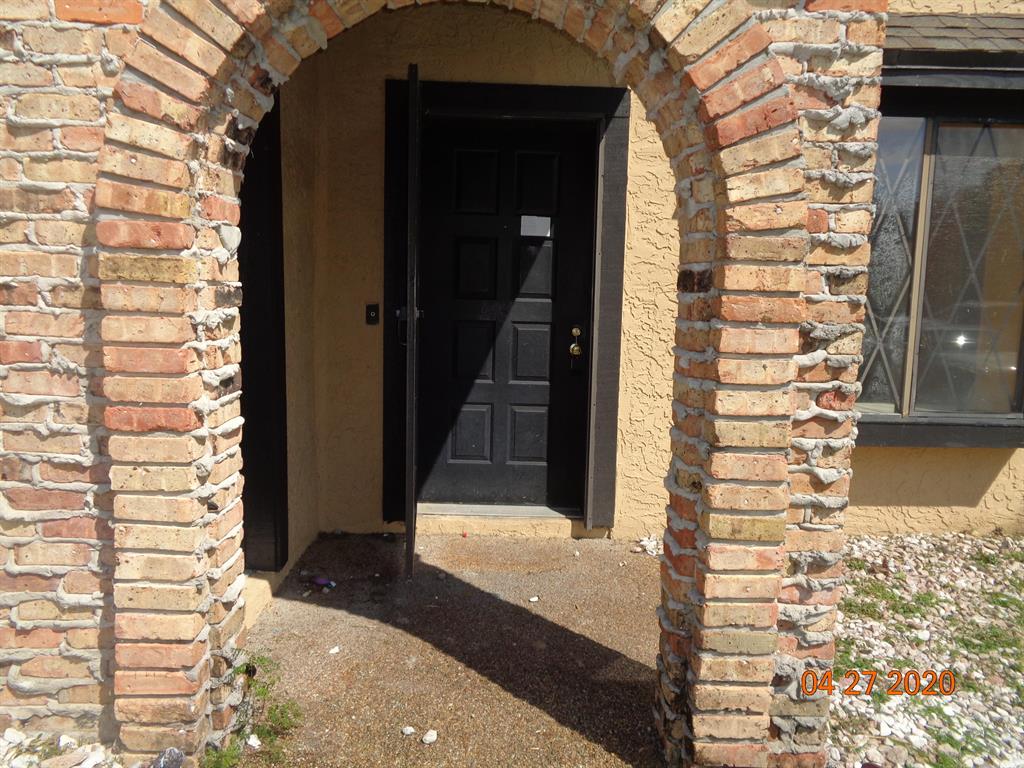 SPRINGTREE LAKES - Residential