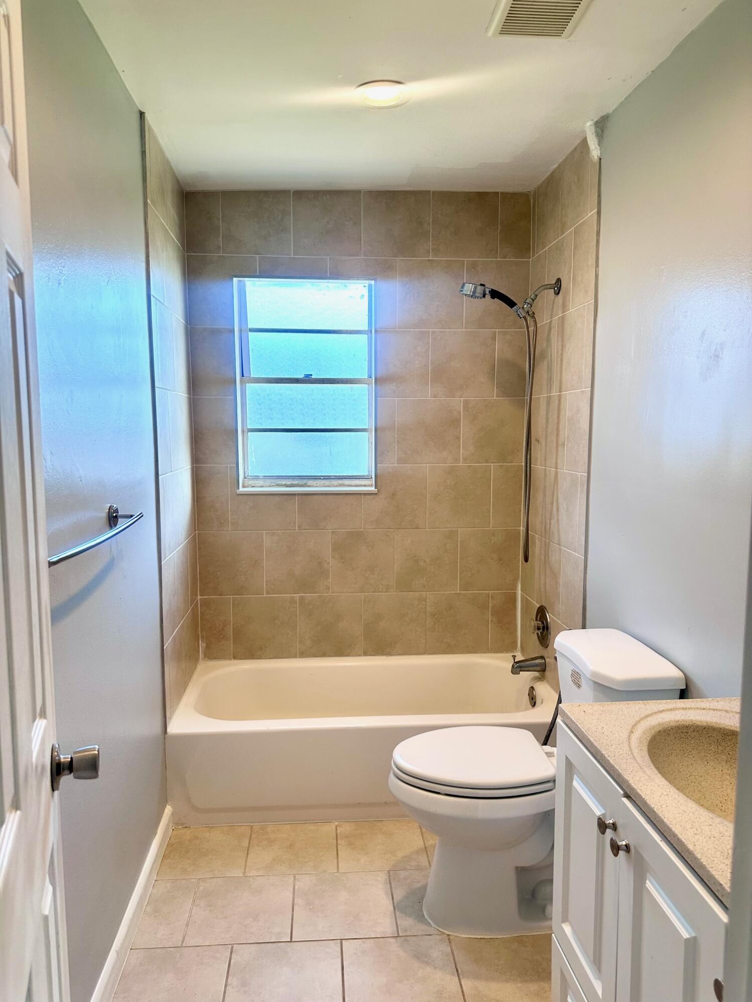 GOOLSBY SUB UNREC ON - Residential Lease