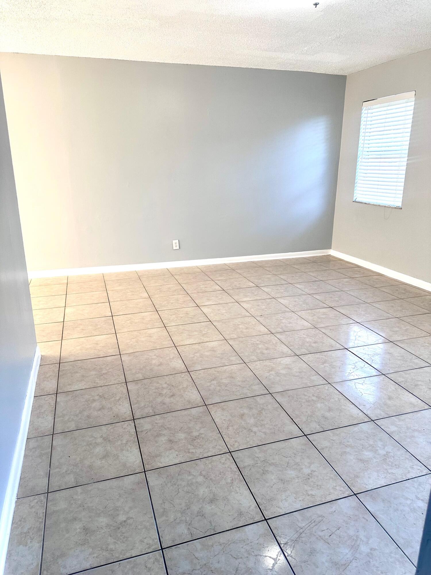 GOOLSBY SUB UNREC ON - Residential Lease