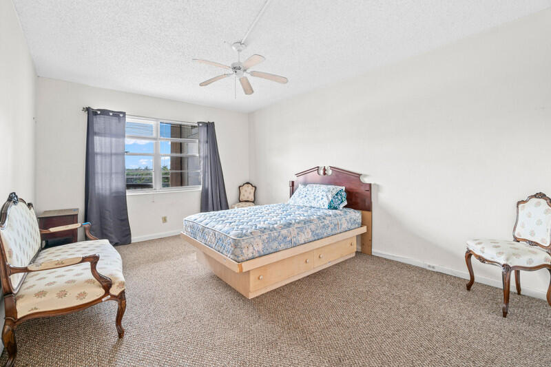 AINSLIE/ CENTURY VILLAGE - Residential