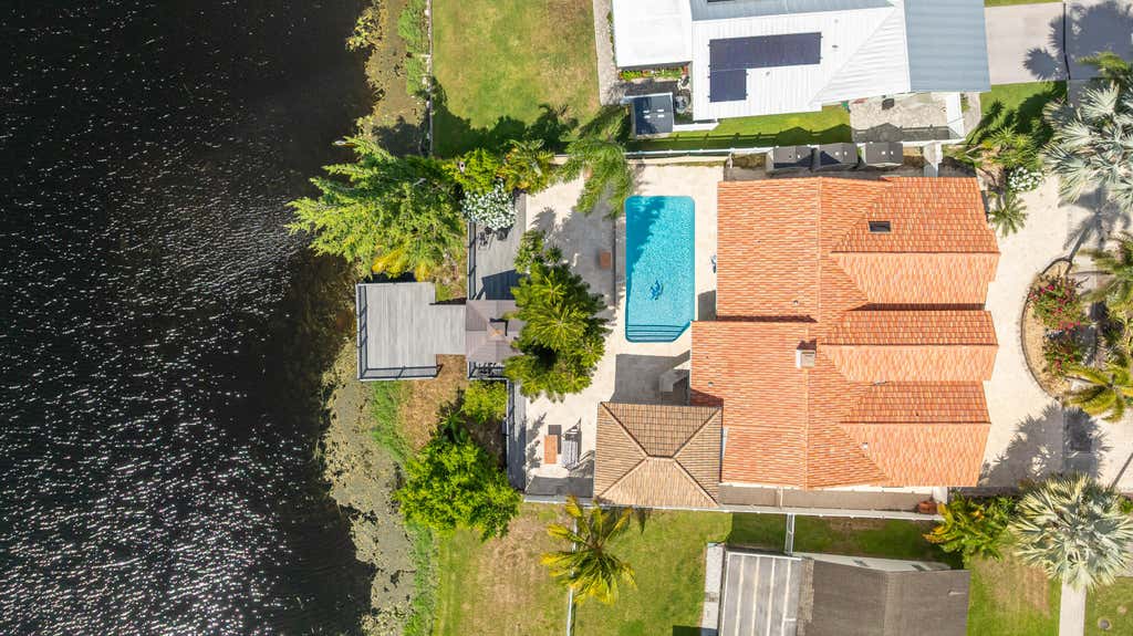 Photo of 2557 SW 14TH Court, Deerfield Beach, FL 33442 (MLS # B26067129)